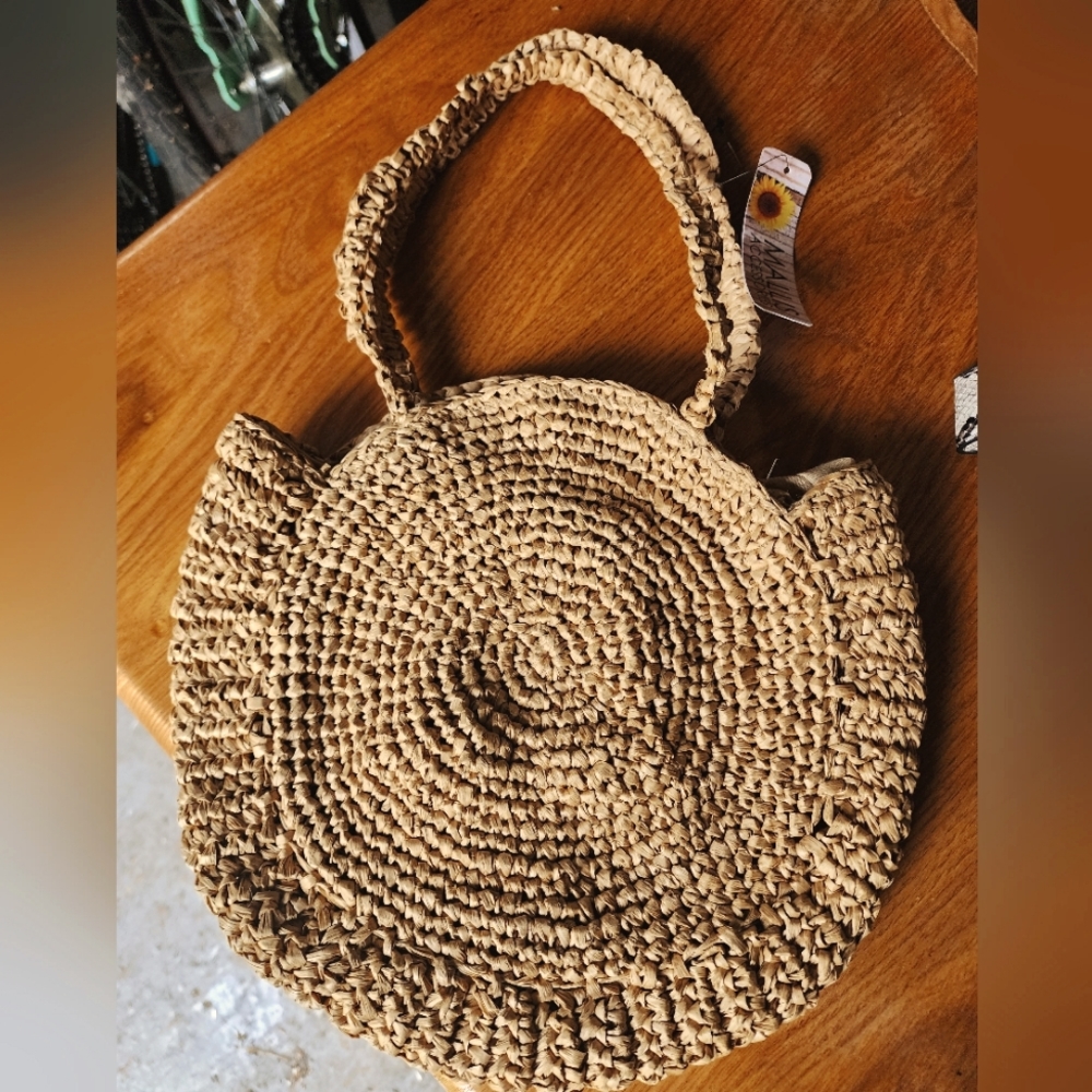 NWT  Mallis Accessories "8 Jute Purse W/ Magnetic Clasp